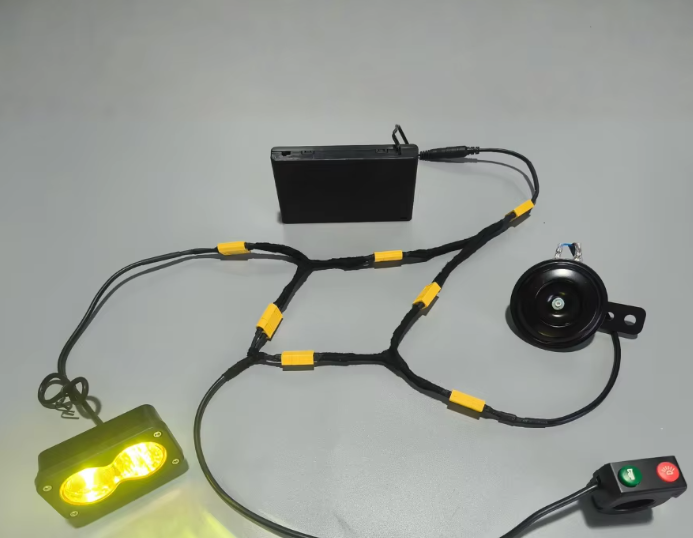 Dual-Beam Baja Light + Horn Combo Kit - Yellow